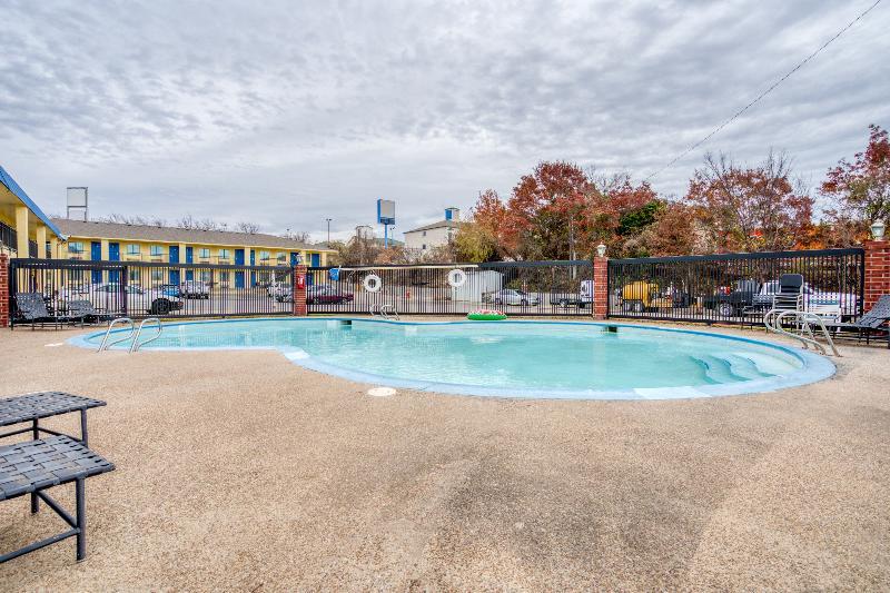 Rodeway Inn Weatherford Exterior photo